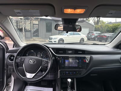 2019 TOYOTA COROLLA