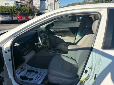 2014 TOYOTA CAMRY