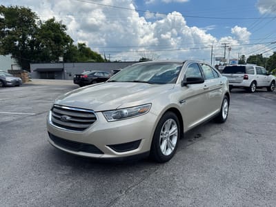 2018 Ford TAURUS