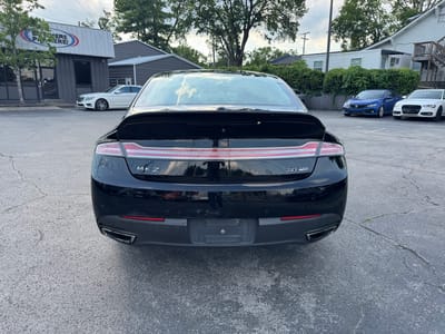 2016 Lincoln MKZ BASE