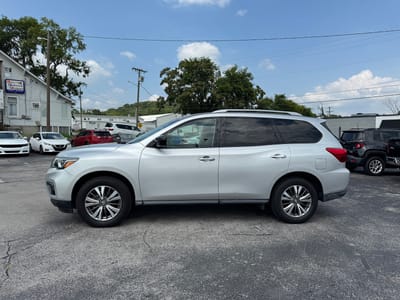 2018 Nissan Pathfinder SV AWD