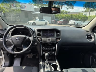 2018 Nissan Pathfinder SV AWD