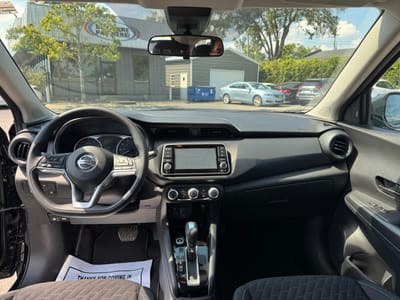 2021 NISSAN KICKS
