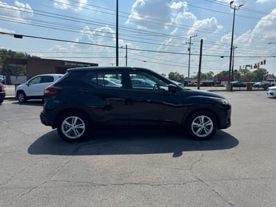 2021 NISSAN KICKS