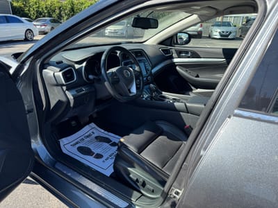 2019 NISSAN MAXIMA