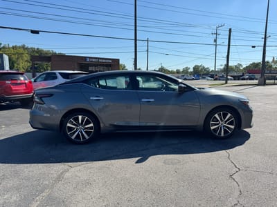 2019 NISSAN MAXIMA