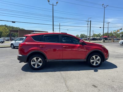 2015 TOYOTA RAV4 XLE (M Grade)