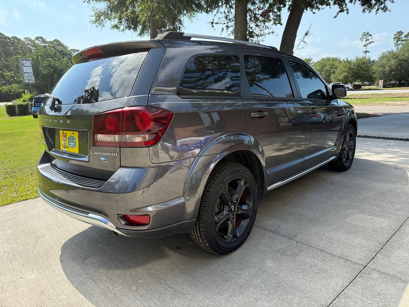 2020 Dodge JOURNEY CROSSROAD
