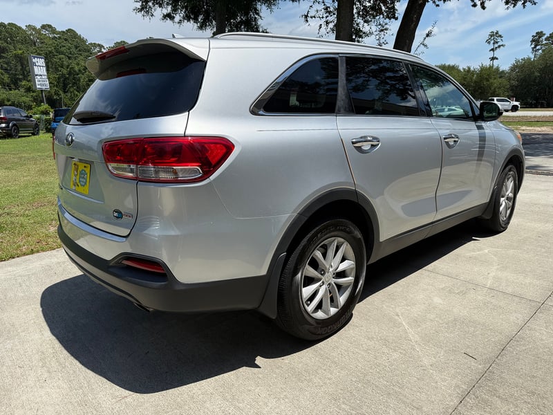 2018 Kia Sorento LX