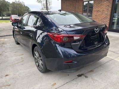 2018 MAZDA MAZDA3 TOURING