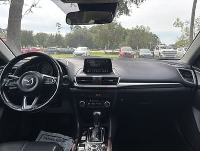 2018 MAZDA MAZDA3 TOURING