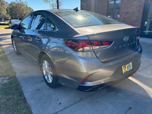 2019 HYUNDAI SONATA SE