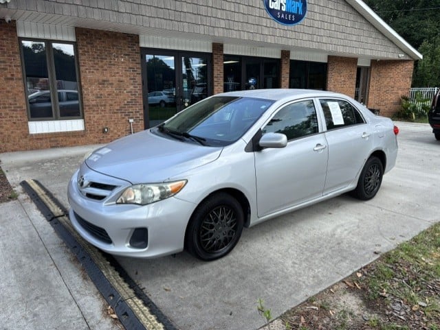 2012 TOYOTA COROLLA LUXURY