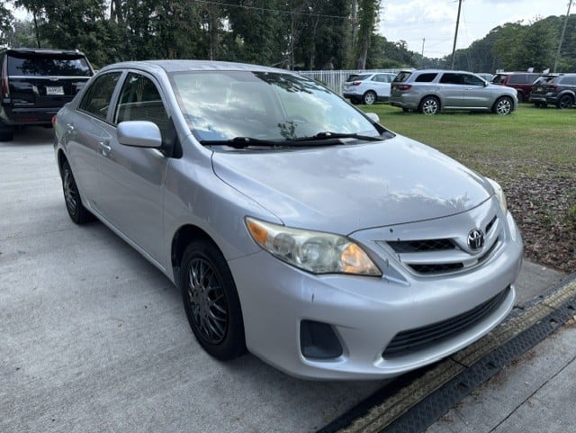 2012 TOYOTA COROLLA LUXURY