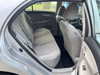 2012 TOYOTA COROLLA LUXURY