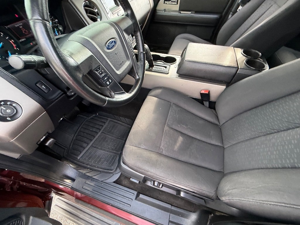 2017 Ford Expedition XLT - Photo 16