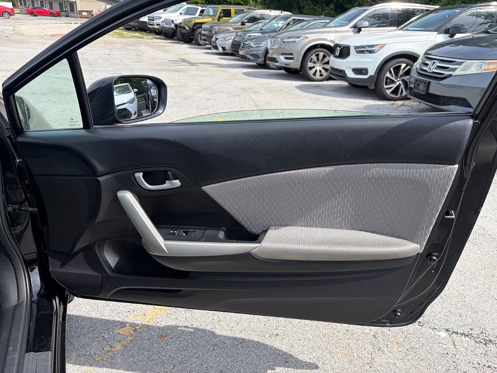 2014 Honda Civic LX - Photo 23