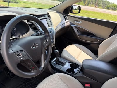 2017 Hyundai Santa Fe Sport Base