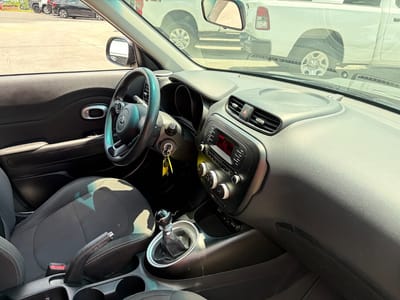 2015 Kia Soul Base