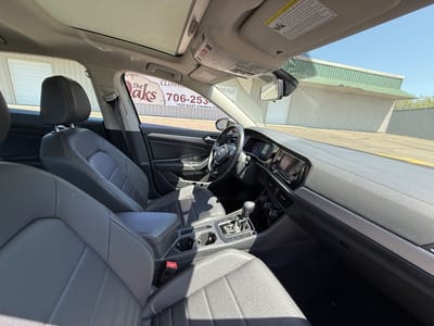 2021 Volkswagen Jetta R-Line