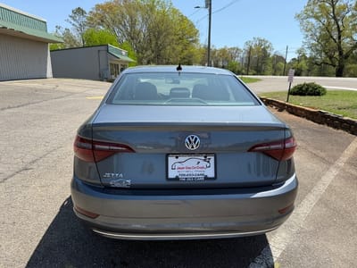 2021 Volkswagen Jetta R-Line