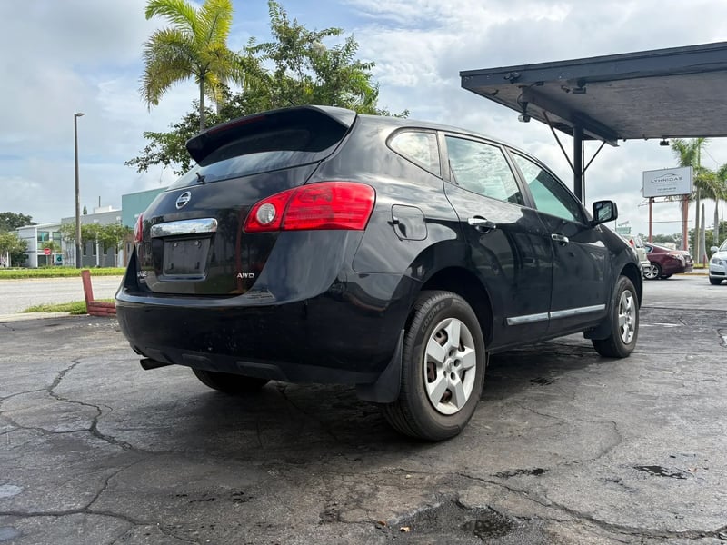 2013 NISSAN Rogue