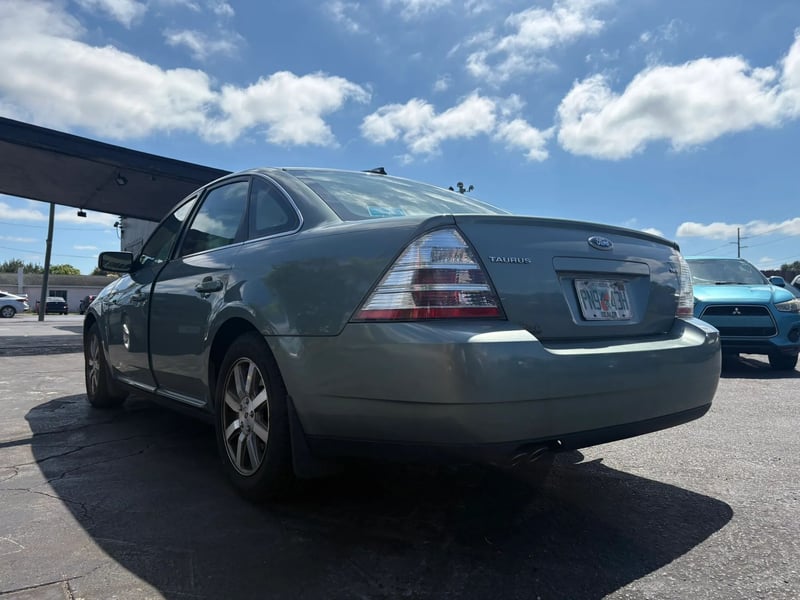 2008 FORD Taurus SEL