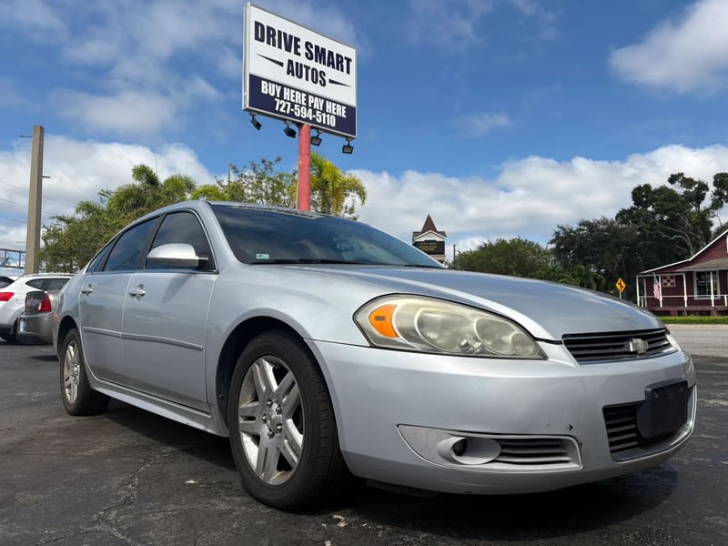 2011 CHEVROLET Impala LT (1LT)
