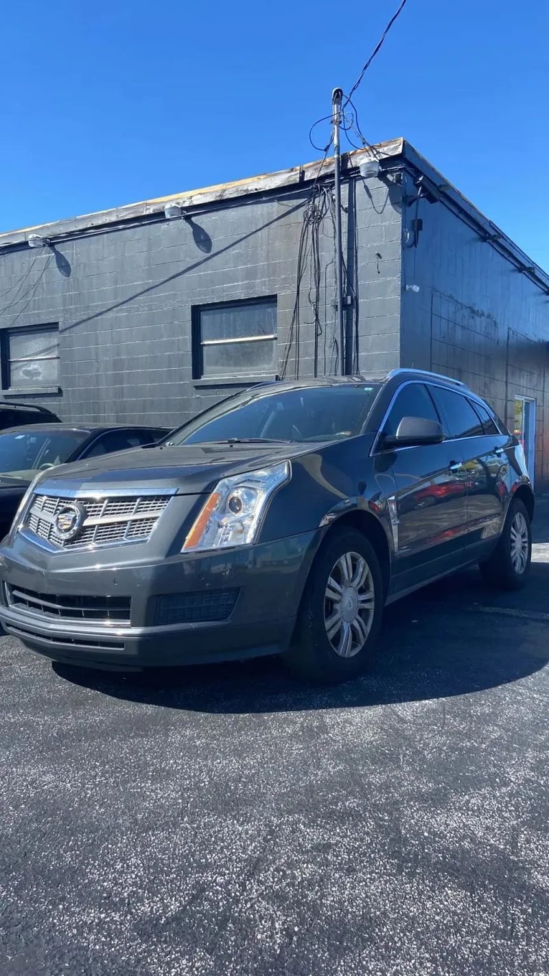 2011 CADILLAC SRX Luxury