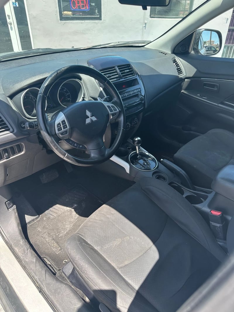 2013 MITSUBISHI Outlander Sport Sport ES/SE (ASX ES in Puerto Rico)