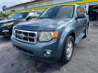 2010 FORD Escape