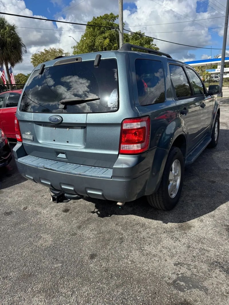 2010 FORD Escape XLT