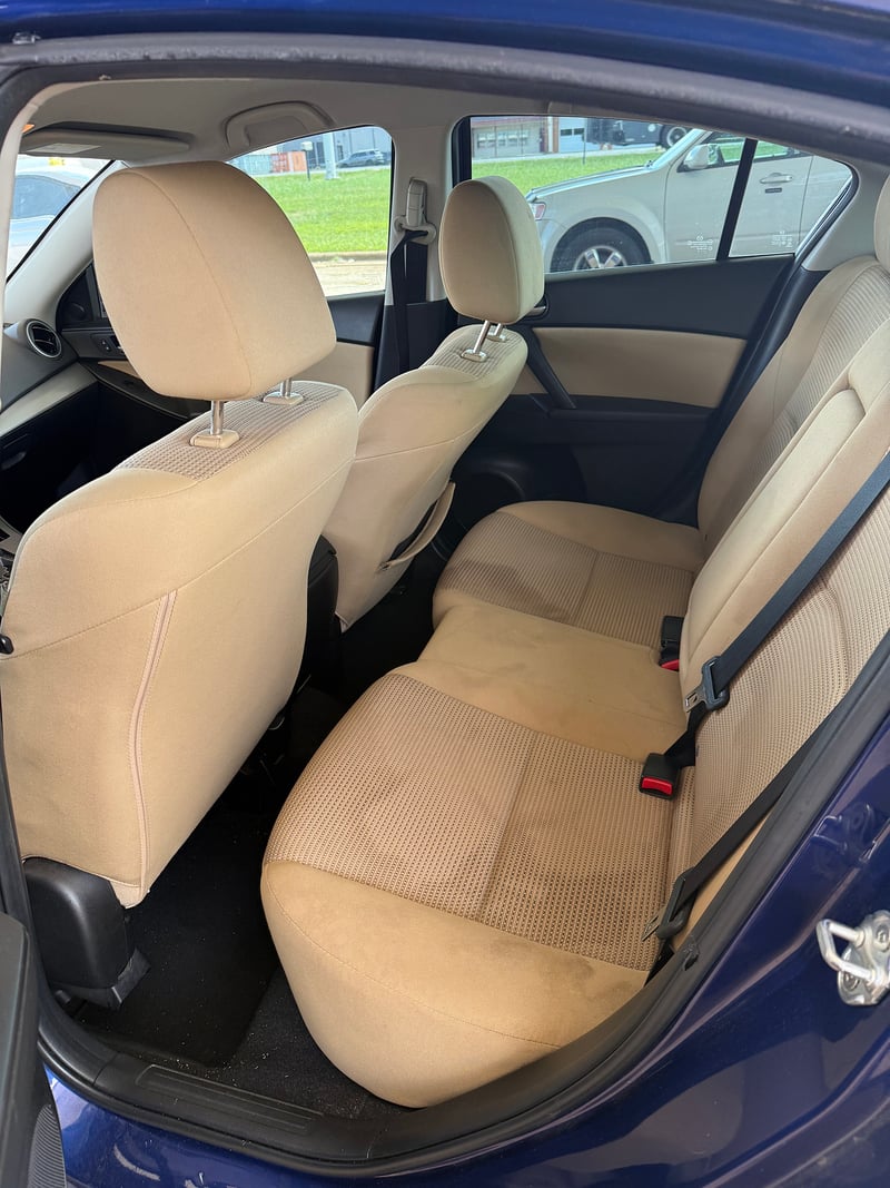 2013 Mazda Mazda3 i Touring