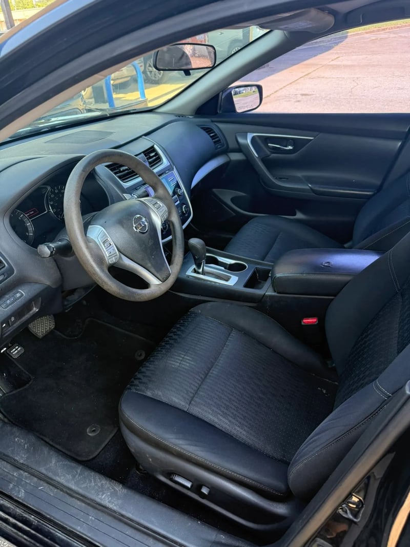 2017 NISSAN Altima