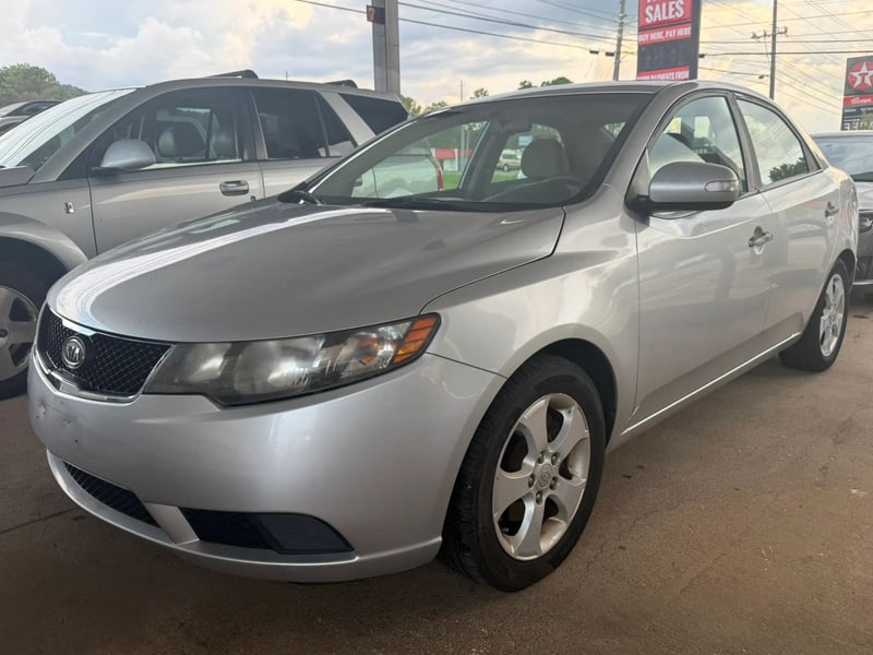 2010 KIA Forte GLS