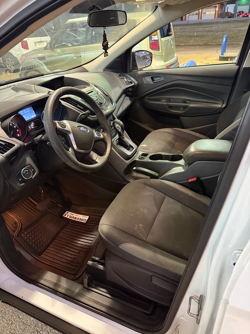 2015 Ford Escape S