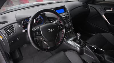 2015 HYUNDAI GENESIS