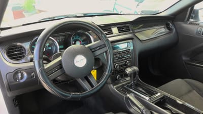 2010 FORD MUSTANG