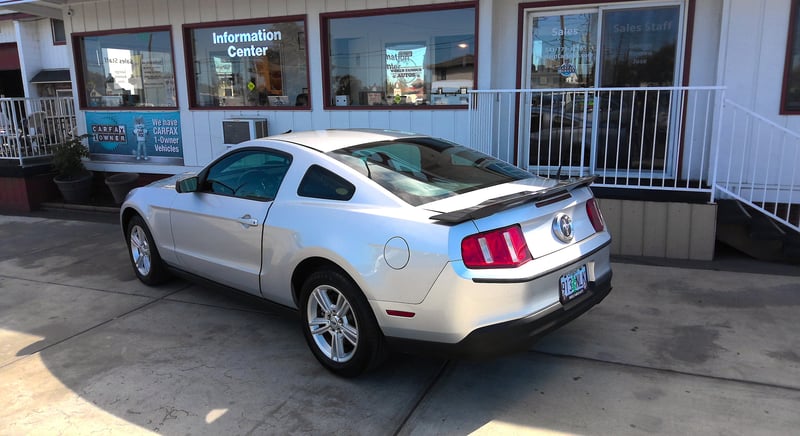 2010 FORD MUSTANG