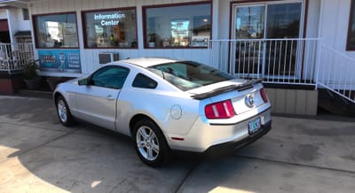 2010 FORD MUSTANG