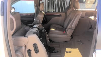 2014 CHRYSLER T&C