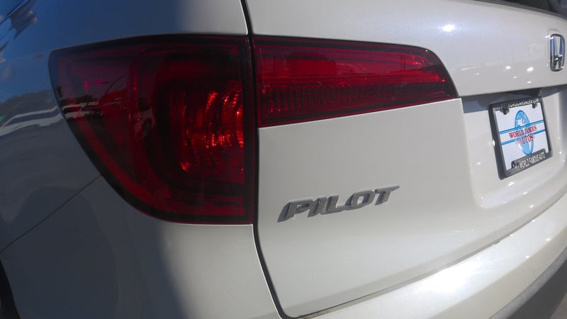 2017 HONDA PILOT