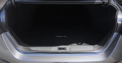 2025 NISSAN SENTRA