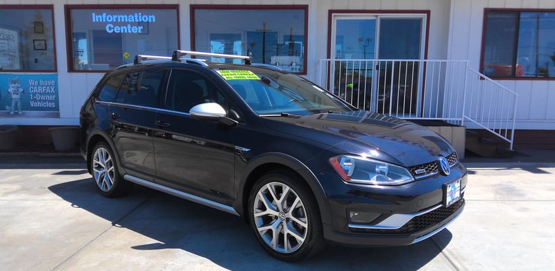 2017 VOLKSWAGEN GOLF ALLTRACK