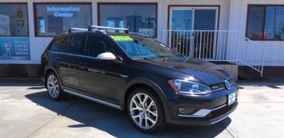 2017 VOLKSWAGEN GOLF ALLTRACK