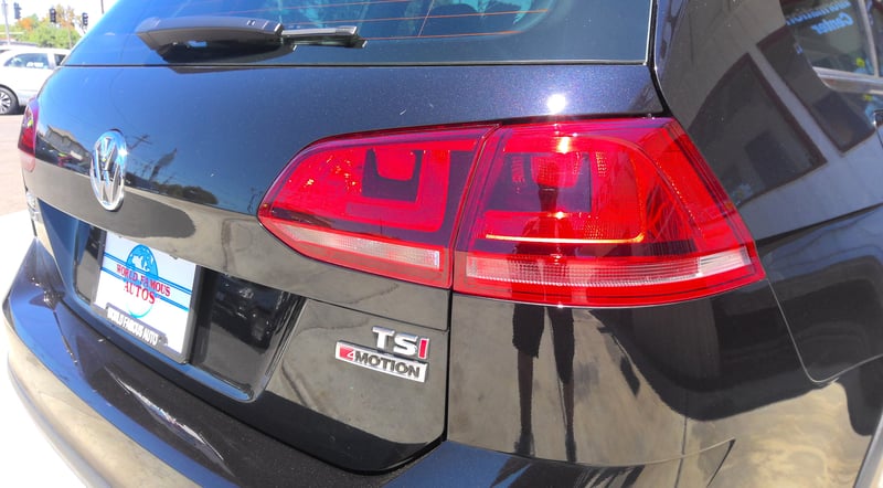 2017 VOLKSWAGEN GOLF ALLTRACK