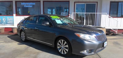 2011 TOYOTA AVALON