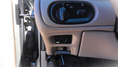 2003 FORD TAURUS