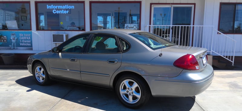 2003 FORD TAURUS