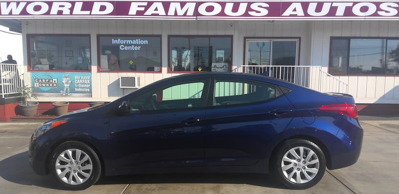2012 HYUNDAI ELANTRA